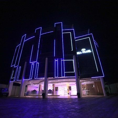 Hotel Sea Pearl Kollam Exteriör bild